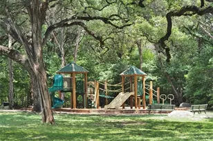 5724 N Scout Island Cir, Austin, TX 78731 - Photo 8