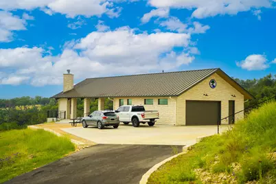 1718 Paradise Parkway, Canyon Lake, TX 78133 - Photo 16