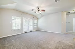 1310 Parmer Ln, Austin, TX 78727 - Photo 8