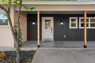4902 Russet Hill Dr, Austin, TX 78723 - Photo 2
