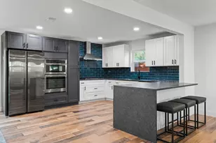 4902 Russet Hill Dr, Austin, TX 78723 - Photo 10