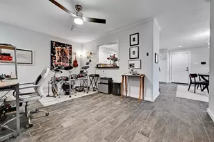 11133 Pinehurst Dr, Austin, TX 78747 - Photo 10