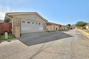 11133 Pinehurst Dr, Austin, TX 78747 - Photo 30