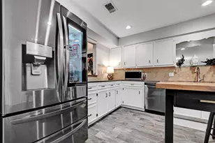 11133 Pinehurst Dr, Austin, TX 78747 - Photo 18