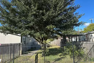 104 Ramirez St, Kyle, TX 78640 - Photo 28