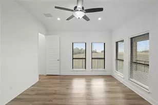 135 Plumbago Loop, Bastrop, TX 78602 - Photo 18