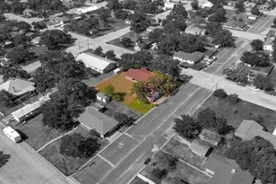 674 N Polk St, Giddings, TX 78942 - Photo 24