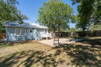603 S Laurel Avenue, Luling, TX 78648 - Photo 4