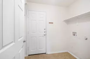 8913 Winter Haven Rd, Austin, TX 78747 - Photo 18