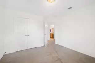 8913 Winter Haven Rd, Austin, TX 78747 - Photo 32