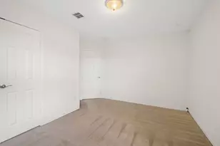 8913 Winter Haven Rd, Austin, TX 78747 - Photo 30