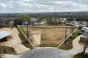 104 Sun Cove, Kyle, TX 78640 - Photo 1