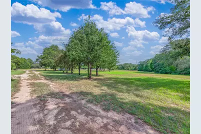 155 Hidden Oaks Loop, Elgin, TX 78621 - Photo 34