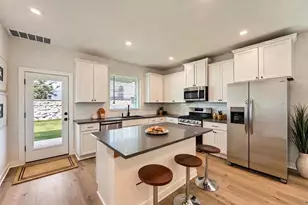 140 Bloomington Loop, Hutto, TX 78634 - Photo 2