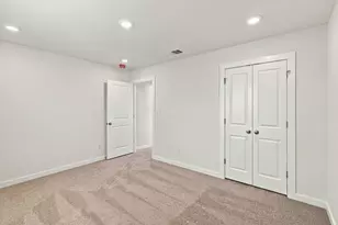 140 Bloomington Loop, Hutto, TX 78634 - Photo 28