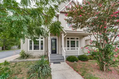 911 Farm Street, Bastrop, TX 78602 - Photo 2