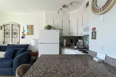 6102 Seawall Boulevard #388, Galveston, TX 77551 - Photo 10