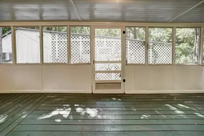 602 Mills Street, Smithville, TX 78957 - Photo 24