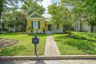 602 Mills St, Smithville, TX 78957 - Photo 1