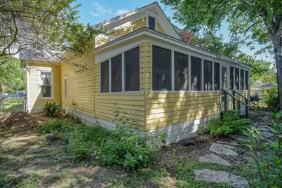 602 Mills Street, Smithville, TX 78957 - Photo 30