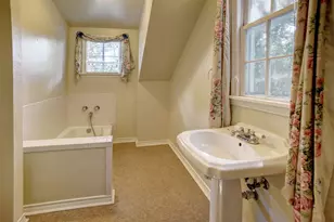 602 Mills St, Smithville, TX 78957 - Photo 22