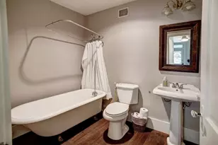 602 Mills St, Smithville, TX 78957 - Photo 20