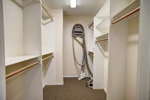 602 Mills St, Smithville, TX 78957 - Photo 18