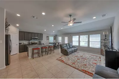 19903 Lincoln Cove, Lago Vista, TX 78645 - Photo 2