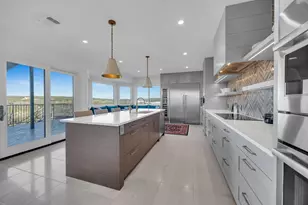 24710 Fossil Trail, Spicewood, TX 78669 - Photo 10