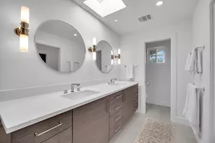 24710 Fossil Trail, Spicewood, TX 78669 - Photo 16