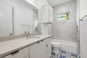 2811 Garwood St, Austin, TX 78702 - Photo 14