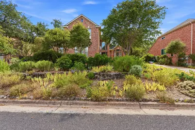 10505 Grand Oak Circle, Austin, TX 78750 - Photo 2