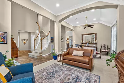 10505 Grand Oak Circle, Austin, TX 78750 - Photo 4