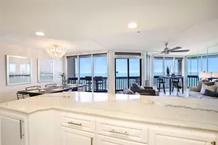 6745 Seacomber Dr, Port Aransas, TX 78373 - Photo 10