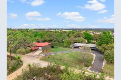 312 Gerald Drive, Blanco, TX 78606 - Photo 2