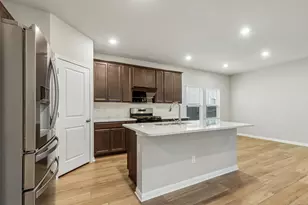 111 Magnolia Ranch Ln, Hutto, TX 78634 - Photo 4