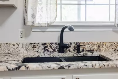 2204 Sycamore Trail, Round Rock, TX 78664 - Photo 10