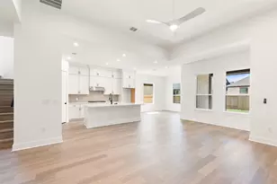 325 San Saba Dr, Buda, TX 78610 - Photo 18