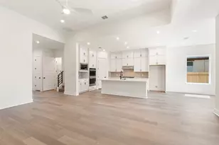 325 San Saba Dr, Buda, TX 78610 - Photo 8