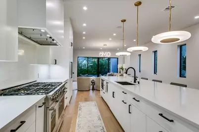 403 Ridgewood, Austin, TX 78746 - Photo 10