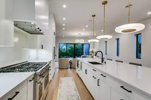 403 Ridgewood, Austin, TX 78746 - Photo 10