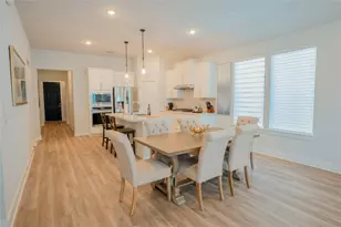 215 Grand Cyn Wy, Kyle, TX 78640 - Photo 4