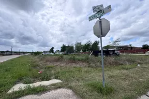 103 Crystal Clfs Dr, Cedar Creek, TX 78612 - Photo 28