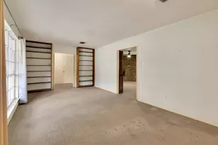 1109 Hollybluff St, Austin, TX 78753 - Photo 12