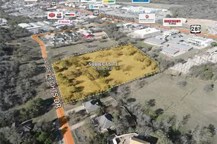 569 W Oak Ridge Dr, Marble Falls, TX 78654 - Photo 4