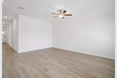 133 Holmby Drive, Hutto, TX 78634 - Photo 4