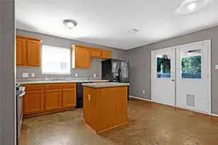 3007 Rainy River Dr, Leander, TX 78641 - Photo 10