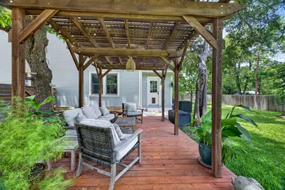 1104 E Liberty Avenue, Round Rock, TX 78664 - Photo 30