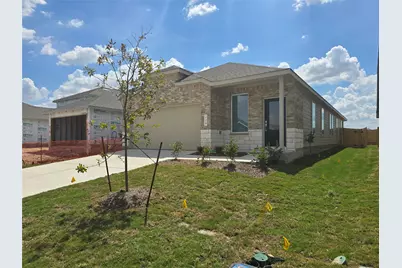 229 Mets Way, Hutto, TX 78634 - Photo 2