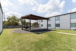1200 E 52nd St, Austin, TX 78723 - Photo 12